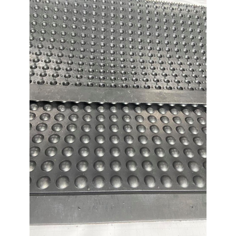 Heavy Duty Industrial Rubber Bubble Roll Mat Anti-Fatigue